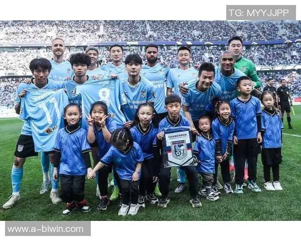 大连小老虎足球队奋勇拼搏展现青春风采助力城市足球发展新篇章